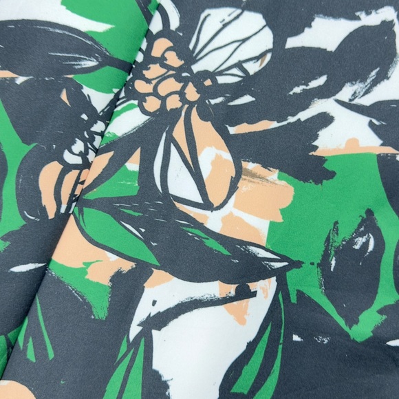 H&M Floral Neoprene Skirt - Picture 2 of 12